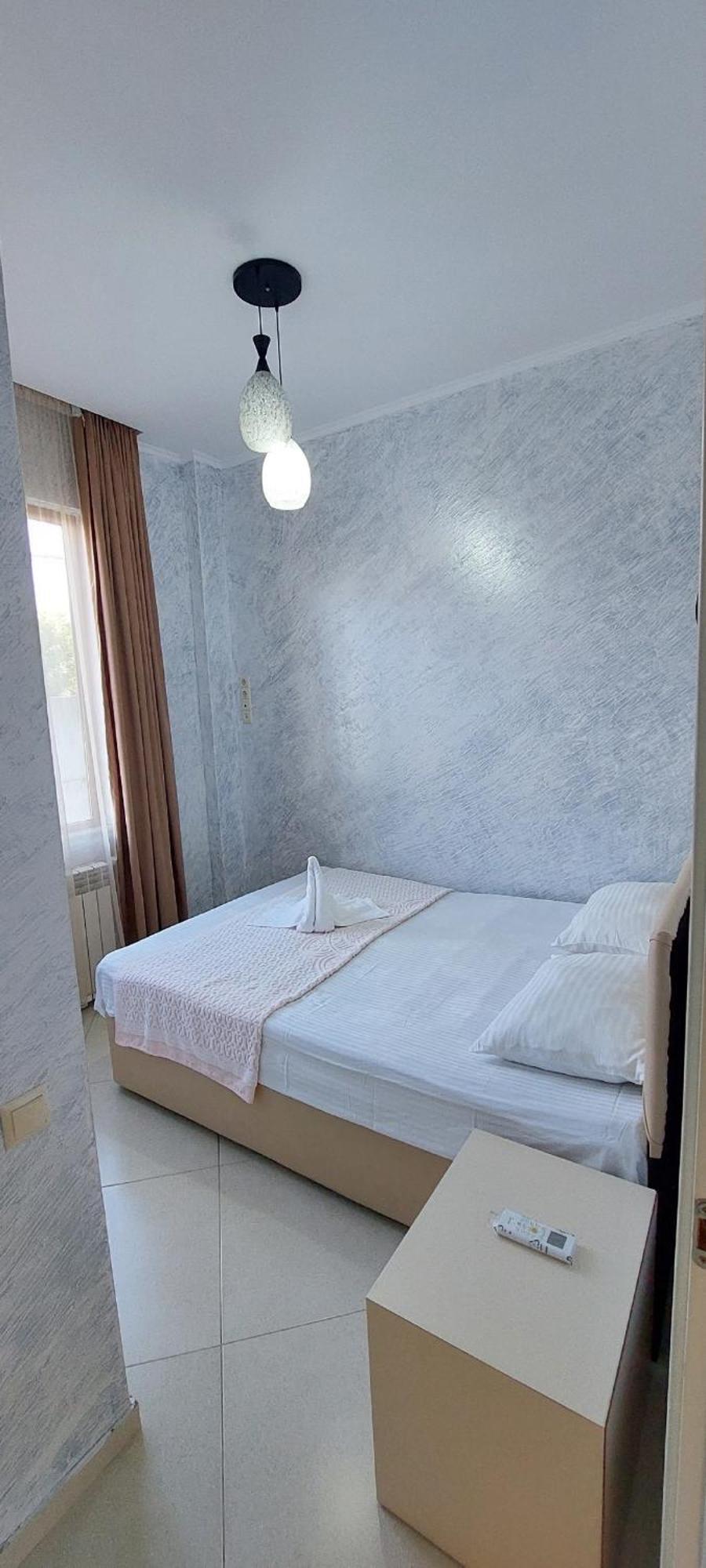 Hotel Ergo Batumi Luaran gambar