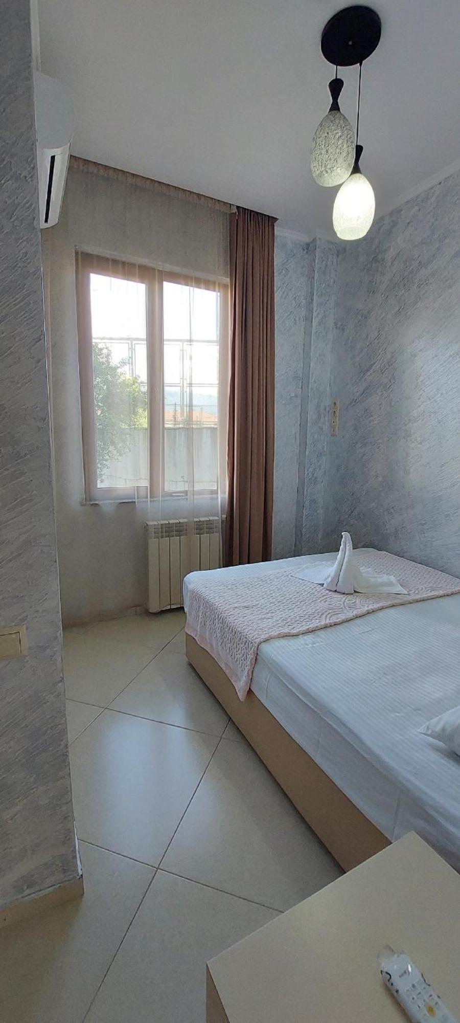 Hotel Ergo Batumi Luaran gambar