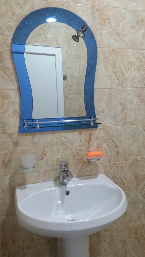 Hotel Ergo Batumi Luaran gambar